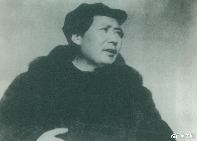 1949��3��23�գ�ë�ɖ|���I�й�����C�P�x�_������ǰ����ƽ�����l�r�������ܶ����f���������M�������ӣ��M���s��ȥ���҂��Q�������Գɣ��҂���ϣ�������óɿ���