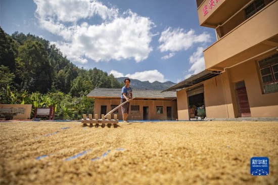 �����Aȫý�^�l���D�Ļ��ӣ���6���İ����hʷ��ȡ��и�^�������������c��ͬ־Մ�h��ʮ�Ō�����ȫ������